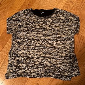 Wilfred free size xxs top with an oversized boxy fit.